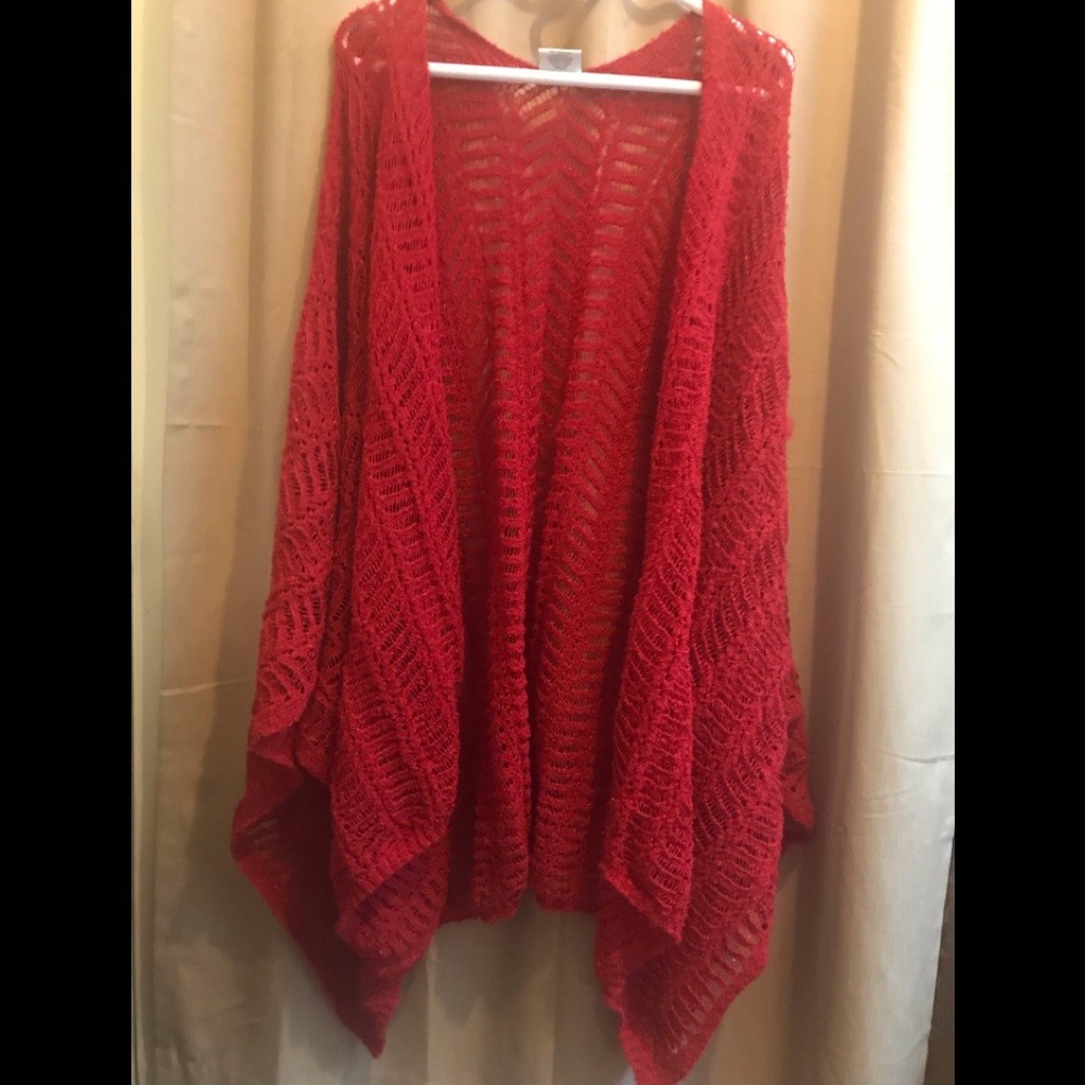 Dillards 0S very SOFT knit red cape